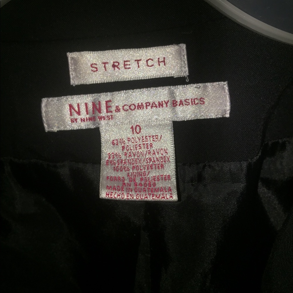 Blazer - Picture 3 of 3